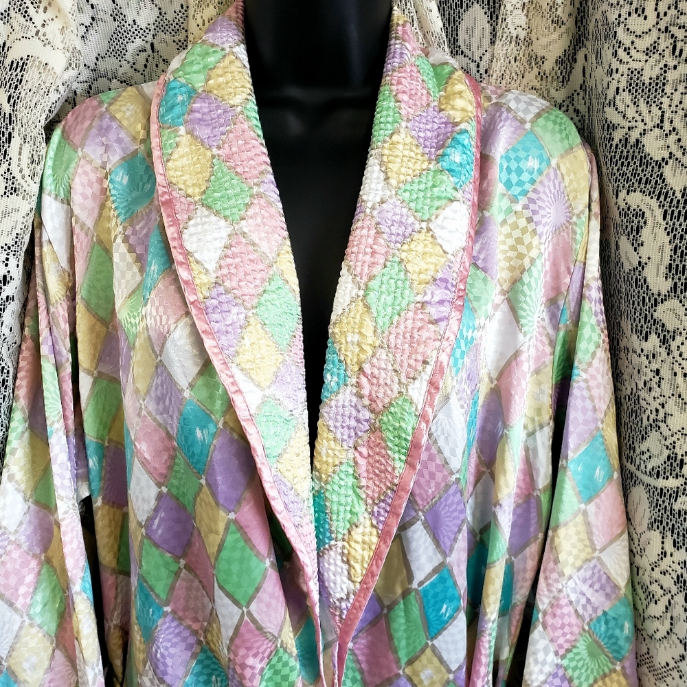 Vintage Mary Mcfadden Iridescent Pastel Robe